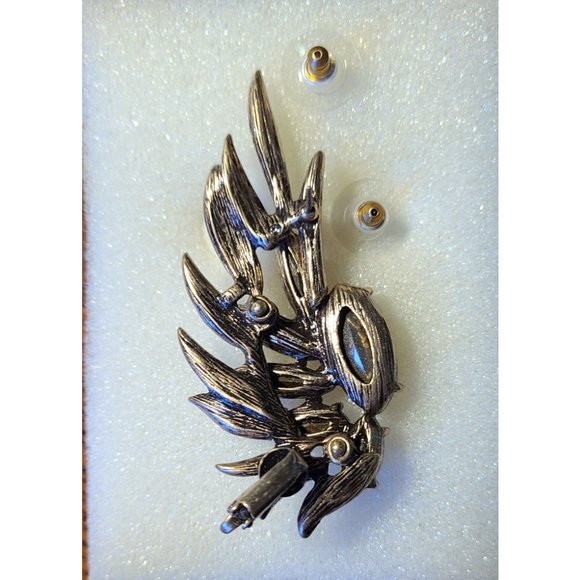 Mark by Avon Strut Your Stuff Earrings - Picture 4 of 7